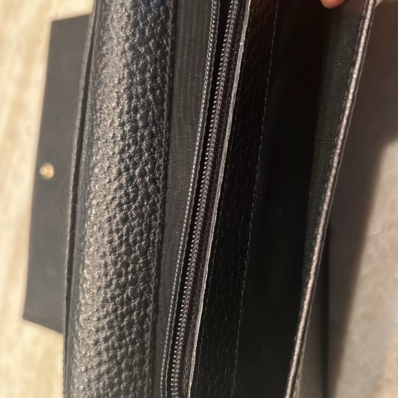 Gucci large horse-bit black pebble leather wallet. - Picture 5 of 10